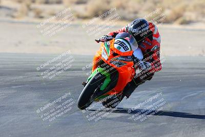 media/Jan-12-2025-CVMA (Sun) [[be1d2b16e3]]/Race 2-Supersport Middleweight/